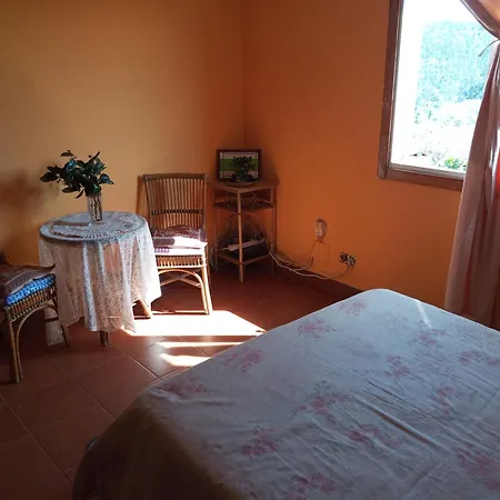 Quarto em Acomodações Particulares Cama Matrimonial En A Armenteira Gil